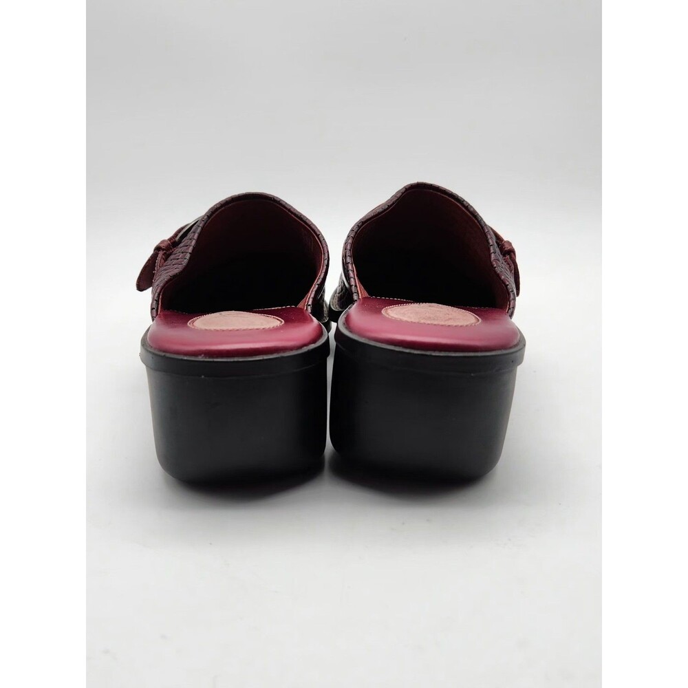 Clarks Artisan 7.5M Mules Clogs Shoes Cordovan Woven Leather Buckle Slides Heel - Picture 9 of 10